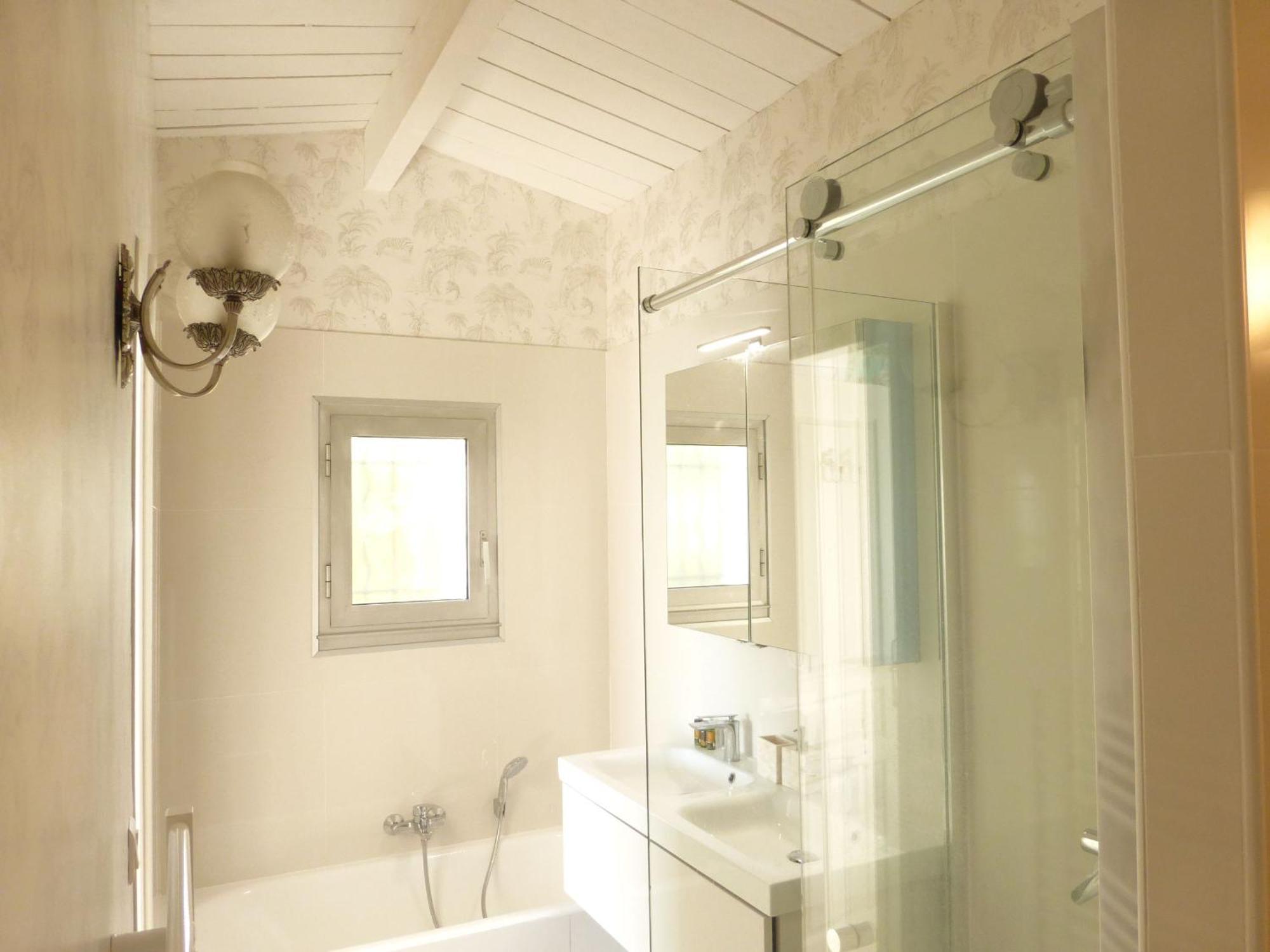Chambre Bed And Breakfast Dans La Villa Cypra Antibes Exterior foto